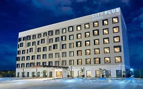 City Express Plus By Marriott Mazatlan